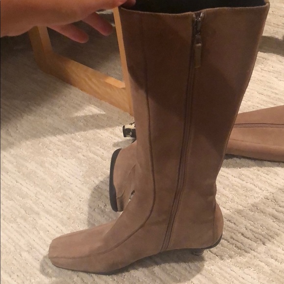 Prada tan low booties - Picture 2 of 7